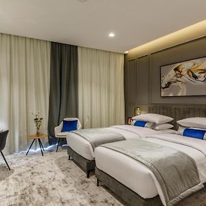 Executive Kamer met Twee Aparte Bedden